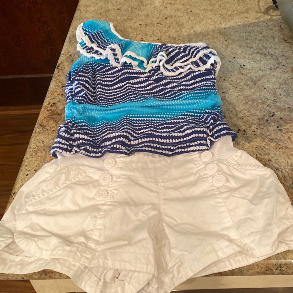 Jolt Off Shoulder Super Cute Size Medium Romper with Pockets